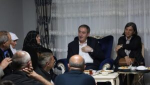690x390cc-ank-24-04-2025-dem-parti-tuncer-bakirhan-ev-ziyaretleri3