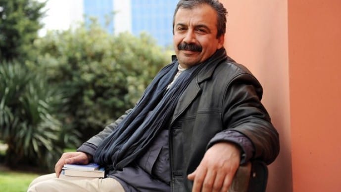 Sırrı Süreyya Önder için ‘geçmiş olsun’ mesajları