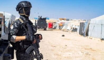40 IŞİD’li Irak’a teslim edildi