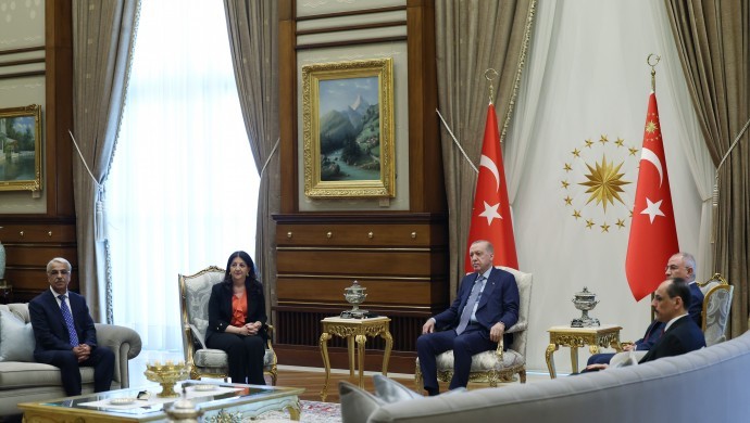 690x390cc-ank-07-07-2025-imrali-heyeti-erdogan-gorusmesi-basladi4