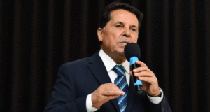 Ahmet Özer