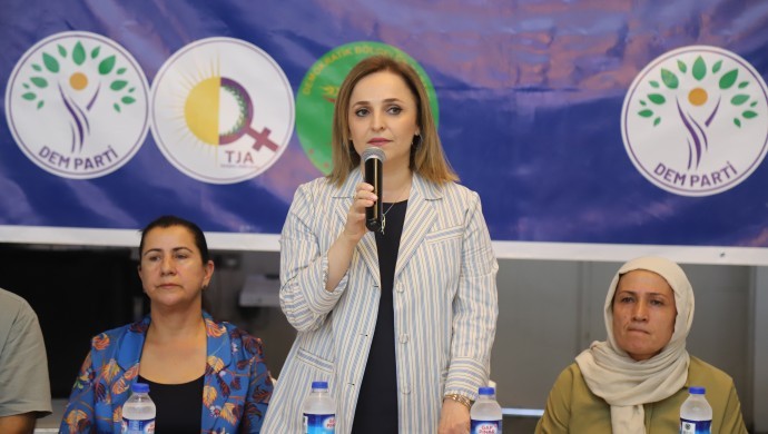 690x390cc-mrd-26-08-2025-merdin-halk-toplantisi2