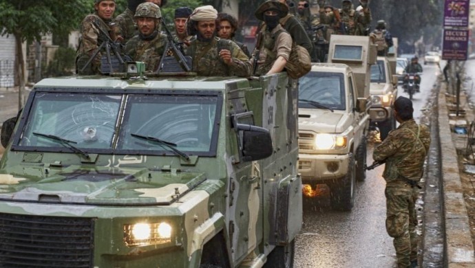 690x390cc-mrk-24-09-2025-hama-gecis-hukumeti-yurttaslara-saldiri