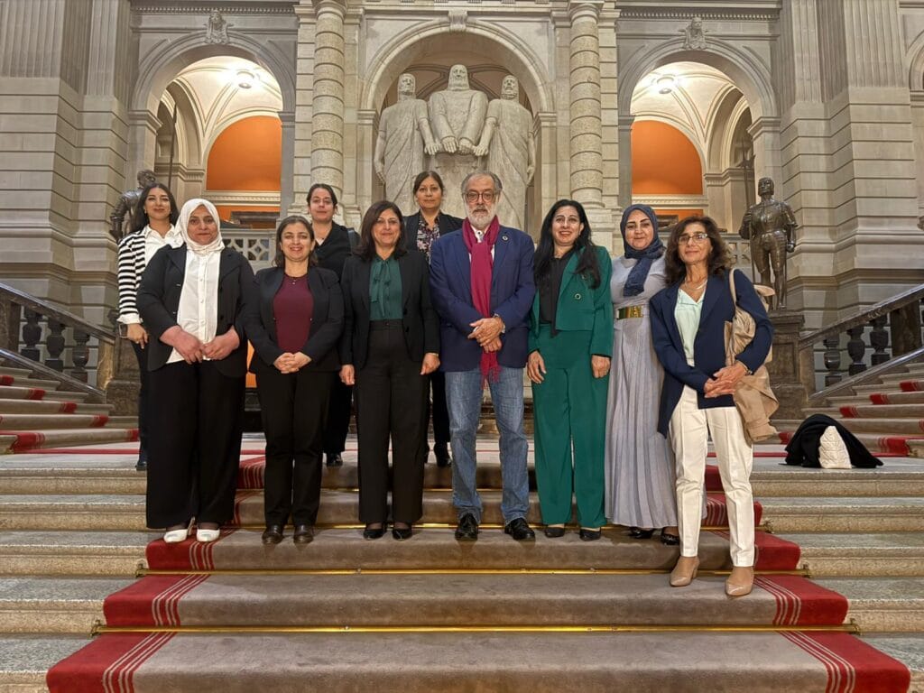 Rojava kadın heyeti isviçre