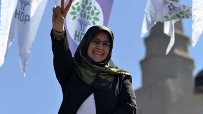 690x390cc-mrk-28-10-2025-dem-kadin-meclisi-huda-kaya-cezaya-tepki