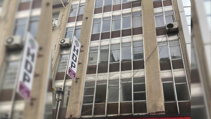 690x390cc-ada-13-11-2025-adana-hdp-saldiri