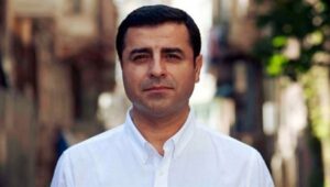 690x390cc-amd-24-04-2025-selahattin-demirtas-hakkinda-yeni-birdava-acildi