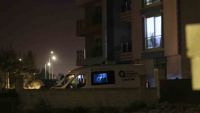 690x390cc-mrk-12-11-2025-polis-2-kizi-ve-esini-katletti