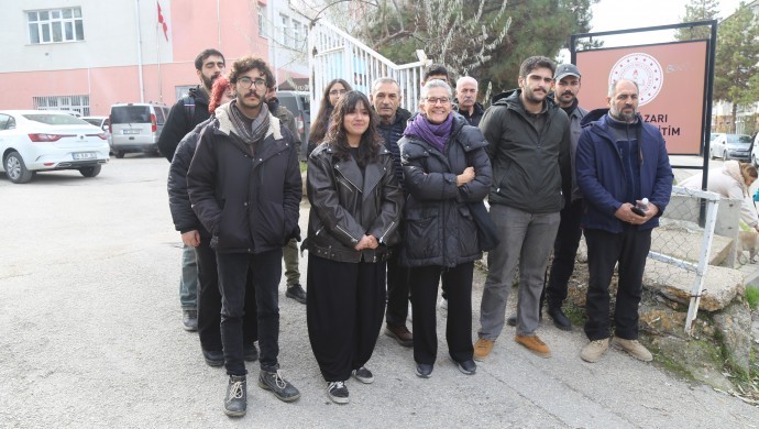 690x390cc-esk-10-12-2025-eskiehir-kurtce-kursu-protesto-aciklamasiIMG_3058