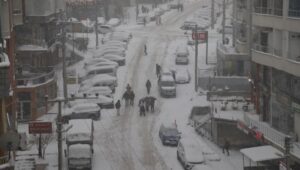 690x390cc-mrd-31-12-2025-merdinde-500-koy-yolu-kapandi3