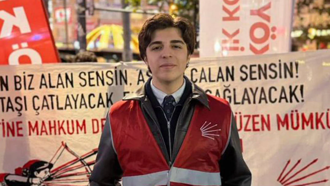 CHP Kadıköy Gençlik Kolları Yöneticisi Bilge Kağan Şarbat