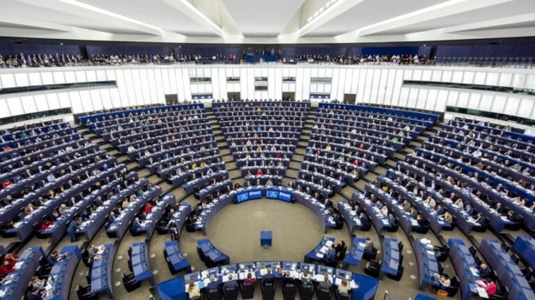 avrupa parlamentosu