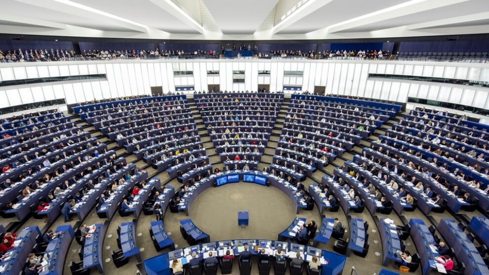 avrupa parlamentosu