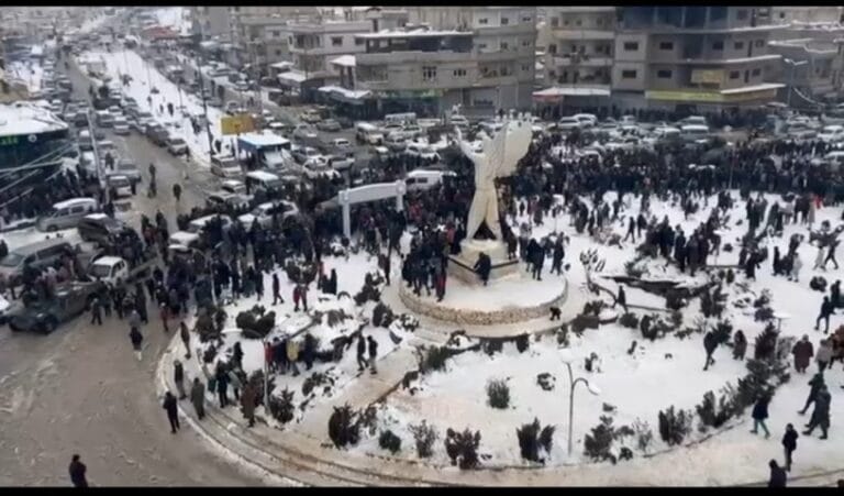 817x450nc-kobane-halk