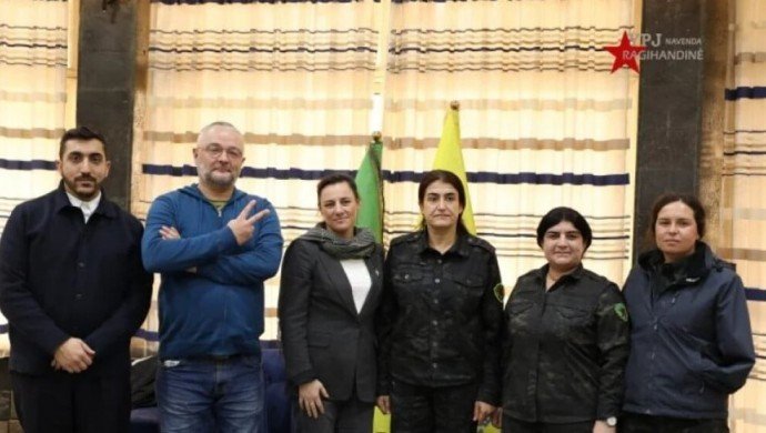 690x390cc-mrkz-3-02-2026-fransa-ypj-ziyaret