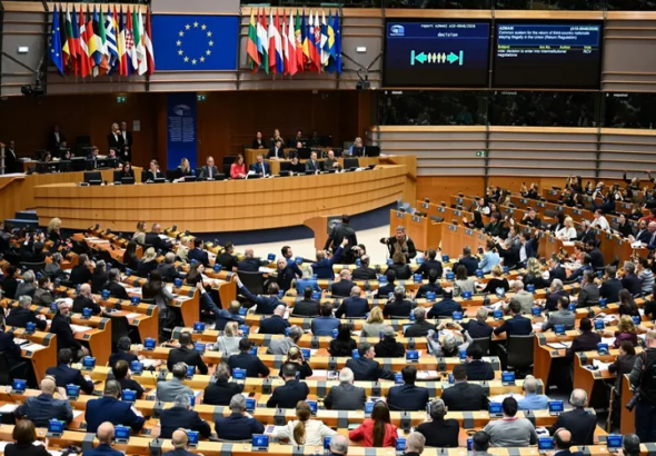 Avrupa Parlamentosu, AB iltica politikasını sertleştirmeye yönelik önemli bir adım attı.