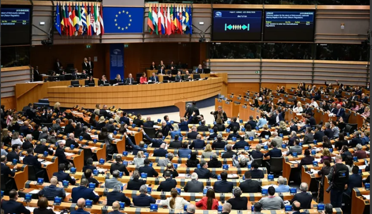 Avrupa Parlamentosu, AB iltica politikasını sertleştirmeye yönelik önemli bir adım attı.