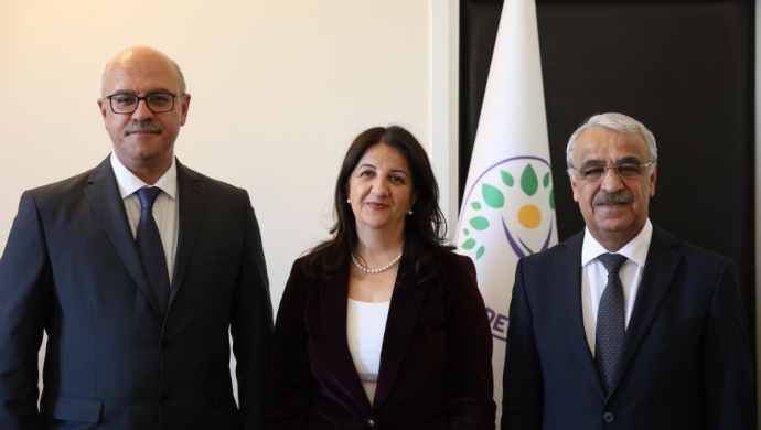 690x390cc-ank-29-04-2026-dem-parti-imrali-heyeti-aciklama