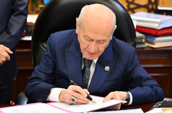 690x390cc-ank-04-08-2026-devlet-bahceli-taslagi-imzaladi