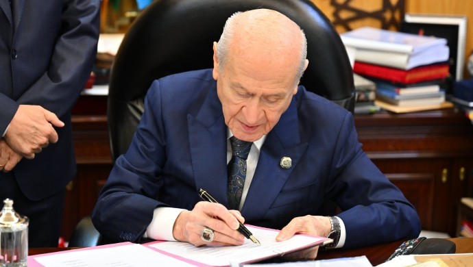 690x390cc-ank-04-08-2026-devlet-bahceli-taslagi-imzaladi