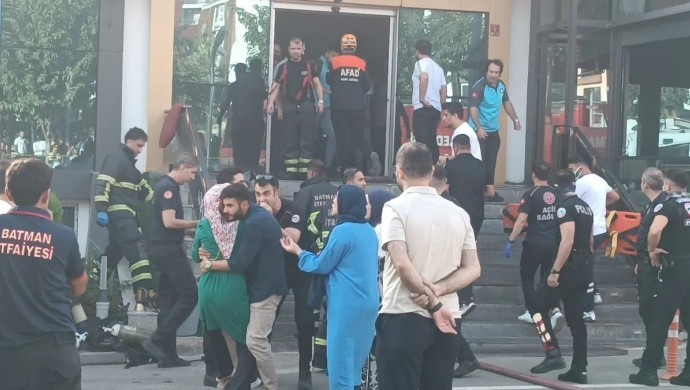 690x390cc-btm-31-08-2026-yangin-avukat-hayatini-kaybettiii
