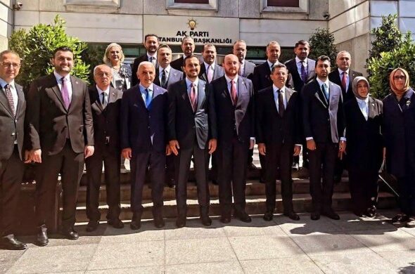 690x390cc-ist-01-08-2026-chp-belediye-baskanlari-akpye-gecti